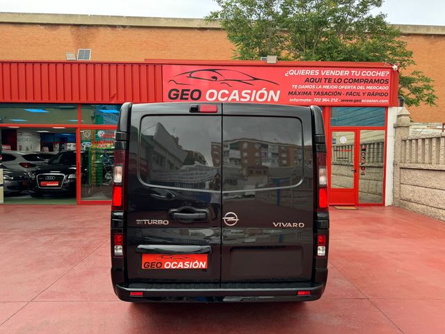 Opel Vivaro 2016