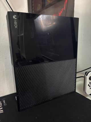 Xbox One - consola negra