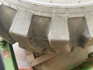 Neumáticos tractor Mitas 400/70-24