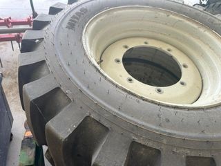 Neumáticos tractor Mitas 400/70-24