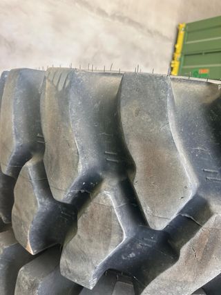 Neumáticos tractor Mitas 400/70-24