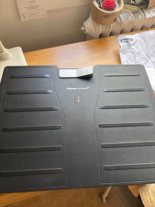 Reposapiés Fellowes Ajustable