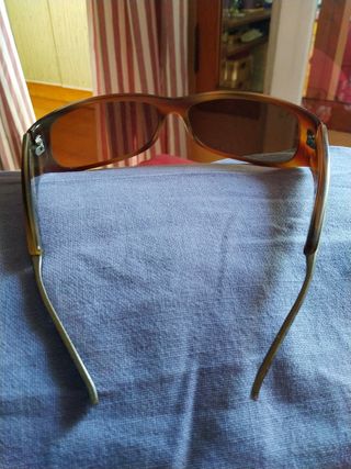 Gafas Emporio Armani marrón