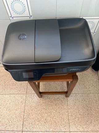 Impresora HP OfficeJet 3833 - Multifunción