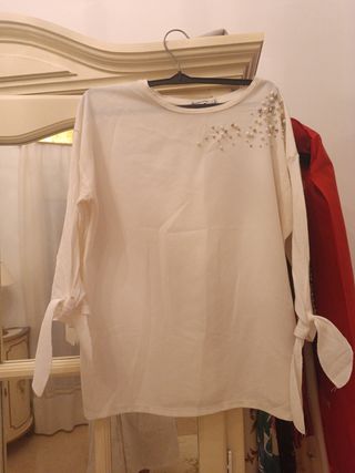 Blusa blanca perlas