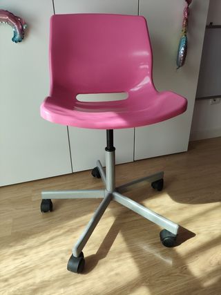 Silla escritorio Ikea rosa giratoria