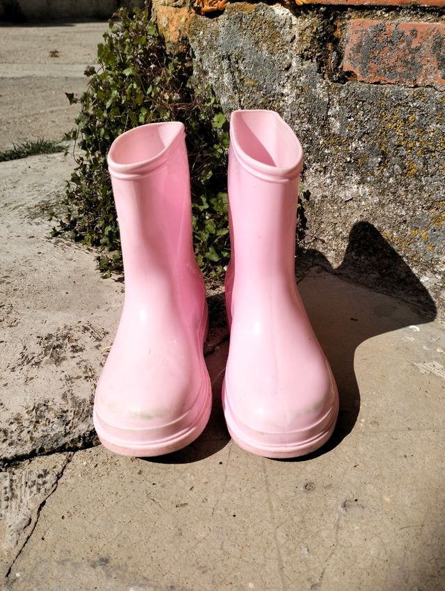 Botas de agua niña talla 28