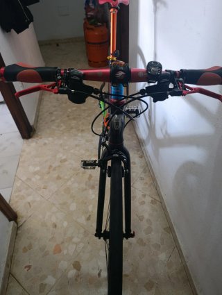 Bicicleta Híbrida talla M/L MEJORADA