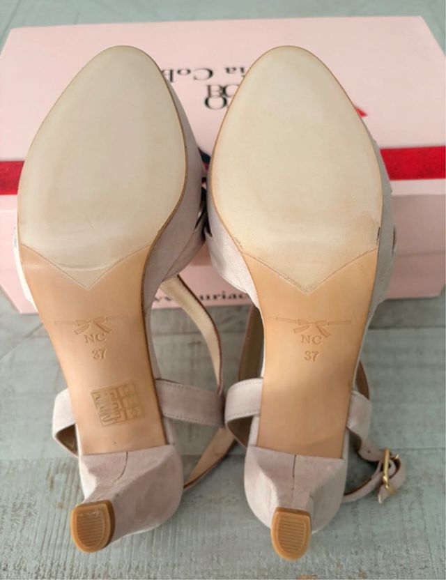 Sandalias Nuria Cobo rosa, talla 37