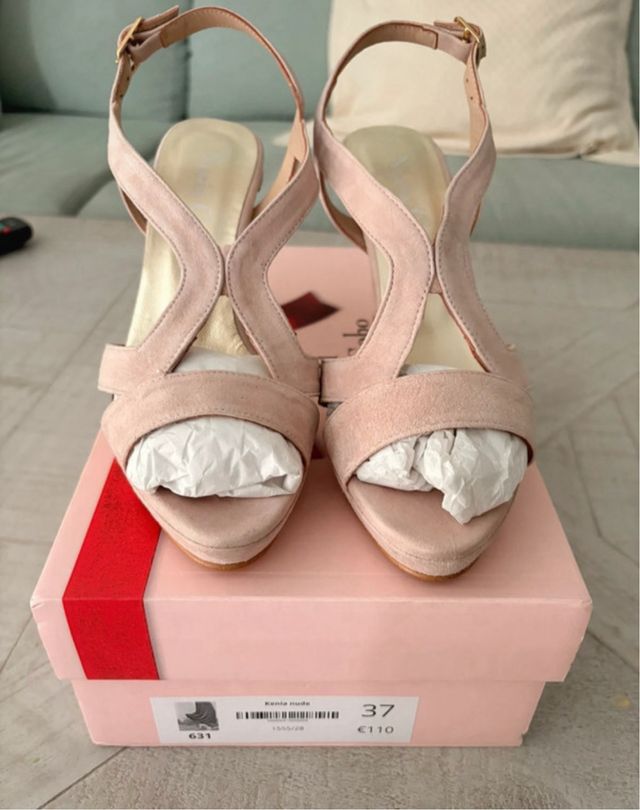 Sandalias Nuria Cobo rosa, talla 37