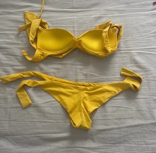 Costume Calzedonia giallo