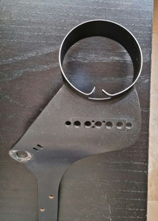 Soporte lateral cuentakms Harley Davidson