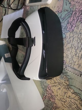 Samsung Gear VR - Oculus VR + mando interactivo