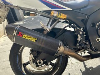 Suzuki GSXR 750 K7 - Azul y Blanca