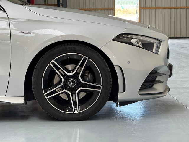 MERCEDES-BENZ Clase A A 200 d