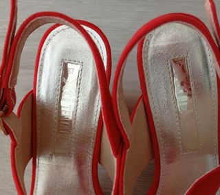 Sandalias con tacón T.37