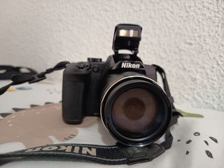 Nikon Coolpix B700 - Cámara
