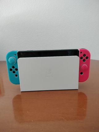 Nintendo Switch OLED Blanca + Accesorios