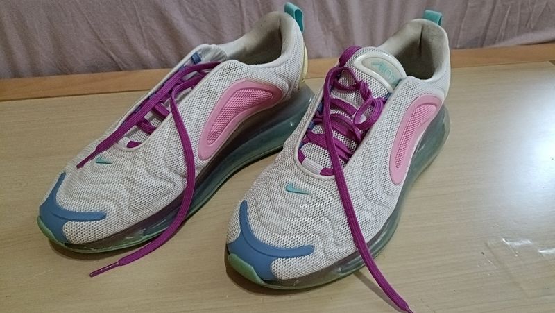 Scarpe da ginnastica Nike Air Max 720 Taglia 42 di seconda mano