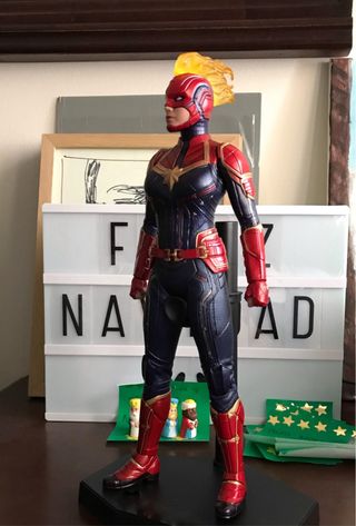 Figura Capitana Marvel