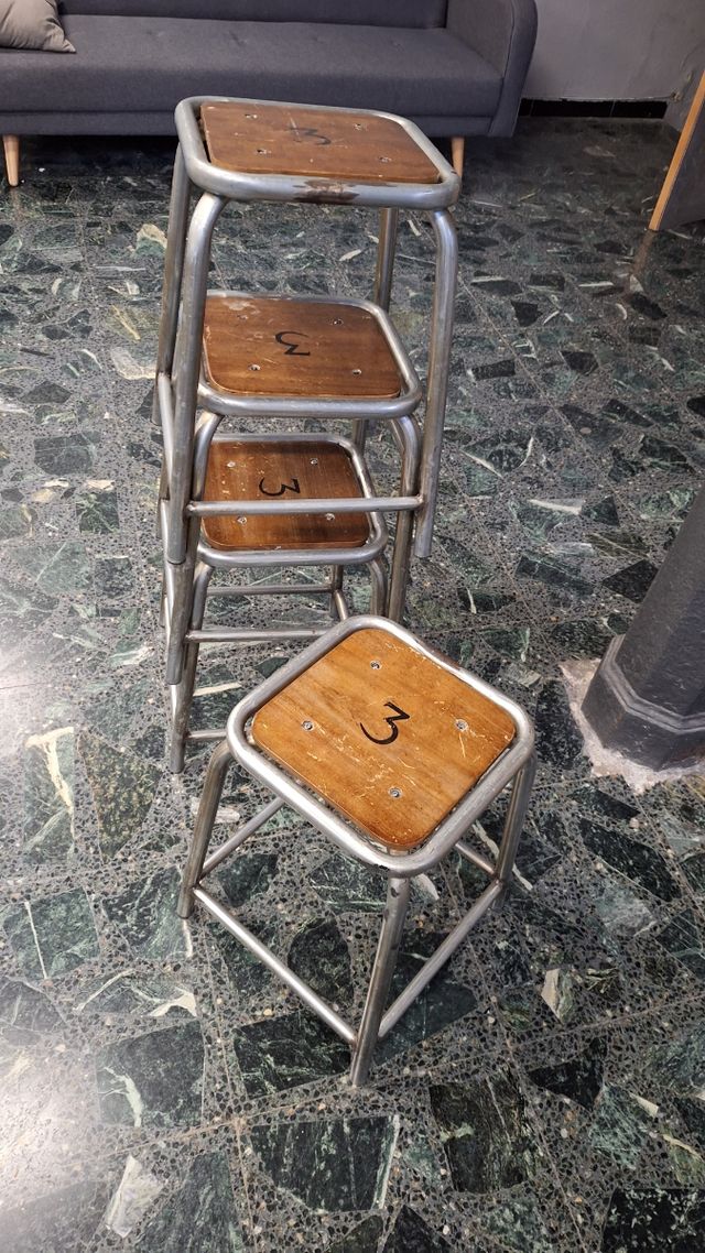4 Taburetes vintage metal madera