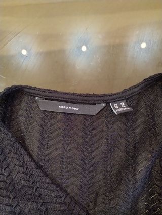 Blusa negra manga corta