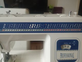 Máquina coser Refrey 1111