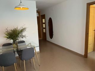 Alquiler piso amueblado, reformado recientemente.