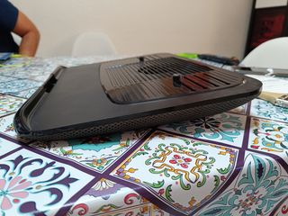 Base refrigeradora portátil para portátil