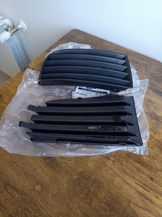 Parrilla parachoques delantera VW