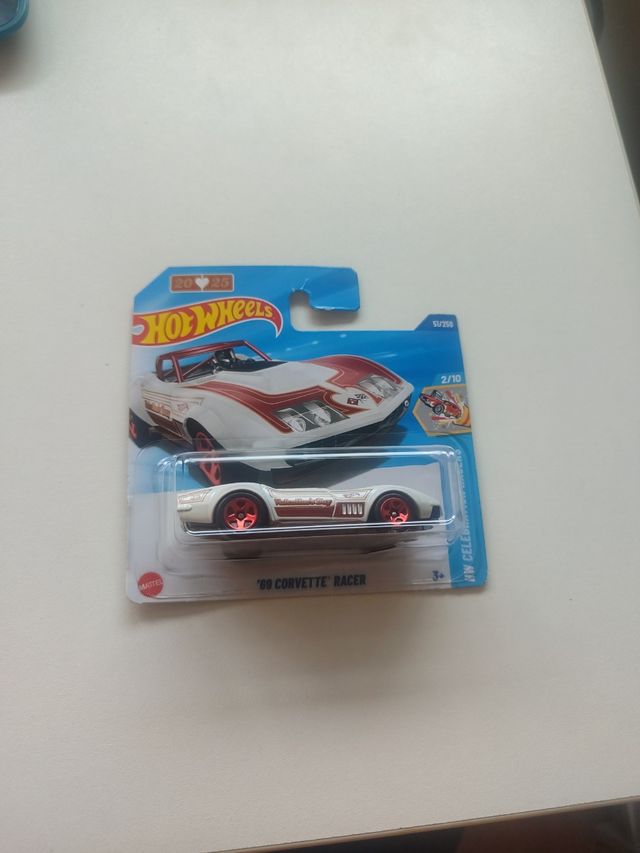 Hot Wheels '69 Corvette Racer