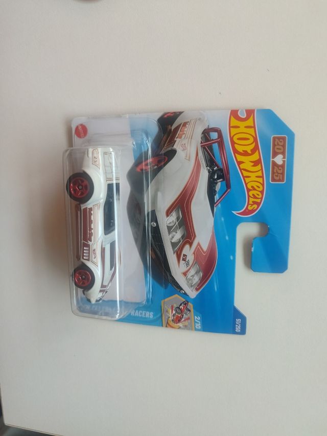 Hot Wheels '69 Corvette Racer