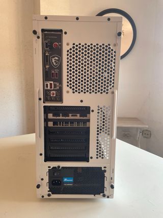 Torre PC AMD Ryzen 7 3700x + MSI