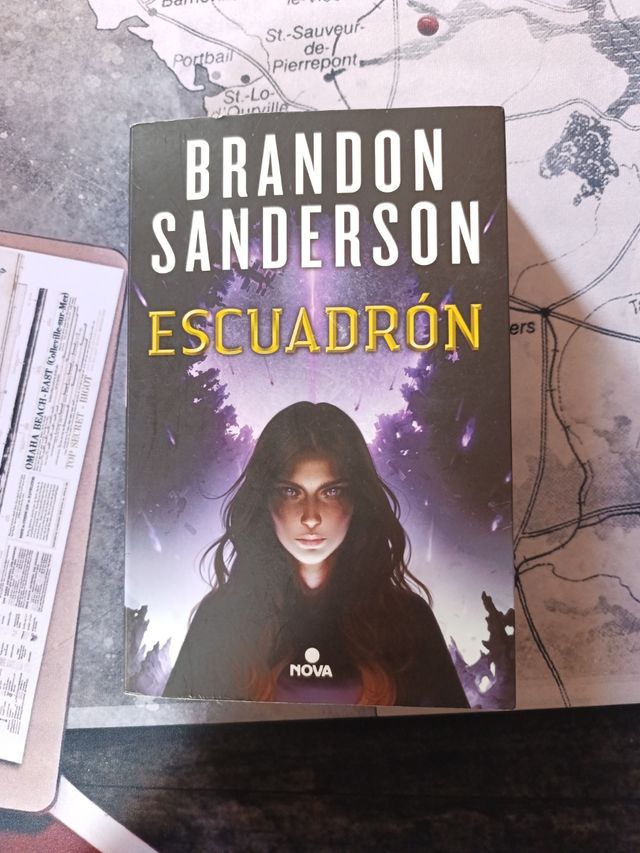 Escuadrón / Skyward (Spanish Edition)