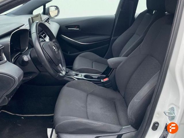 Toyota Corolla 1.8 125H ACTIVE TECH E-CVT