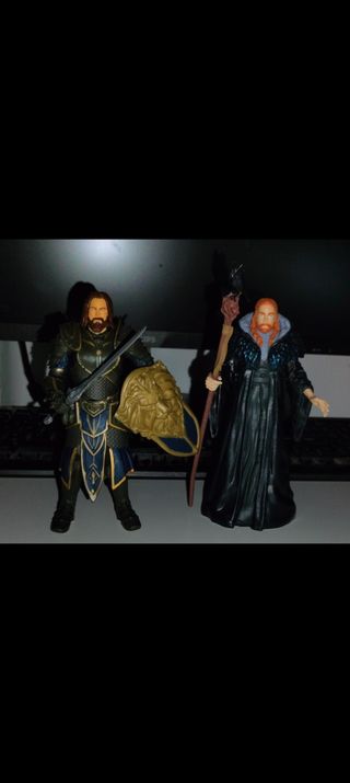 2 Figuras WoW: Guerrero & Mago