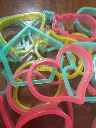 Tagliabiscotti Sugarbelle cookie cutters - 66 pz