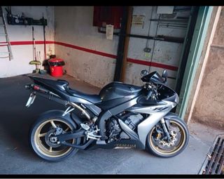 Yamaha R1 2004 - Moto Impecable
