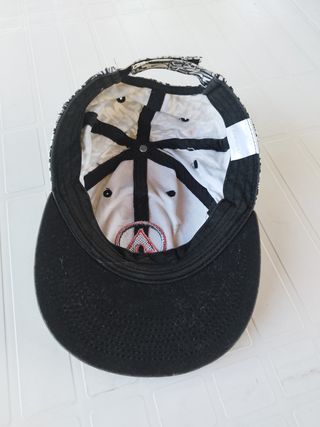 Cappello Airwalk vintage bianco e nero