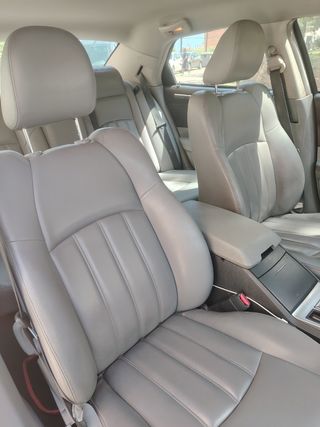 Chrysler 300 C etiqueta medio ambiental B
