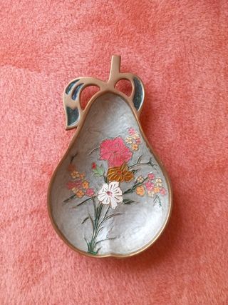 Plato Pera Decorativo Metal