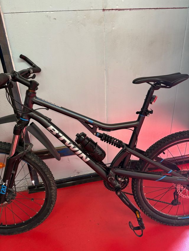 Bicicleta Btwin Rockrider 500S de segunda mano por 380 EUR en