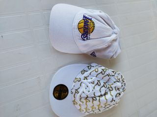 2 Cappellini New Era bianchi