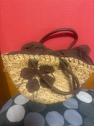 Capaceta playa marrón beige