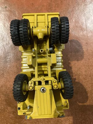 Camión Caterpillar Metálico