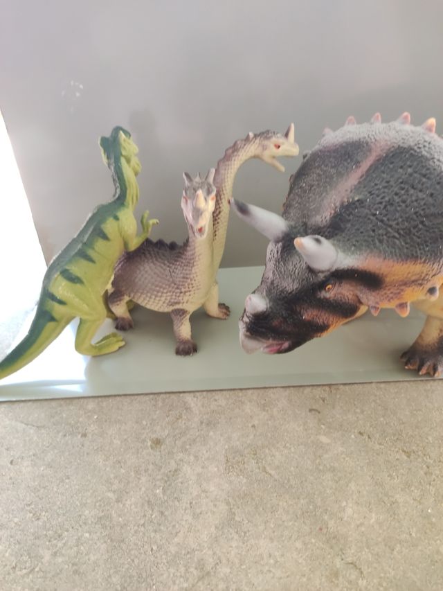 3 Dinosaurios de Goma: Triceratops, etc.