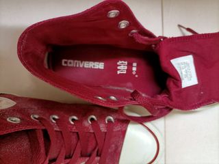 Converse granates con brillos en blanco plateado