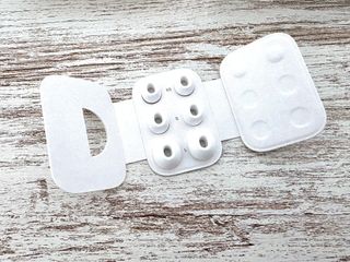 CAJA APPLE AirPods Pro 2a Gen. USB-C Blancos