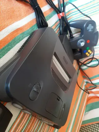 Nintendo 64 (gris y negro) - Mario 64 y Turok 2