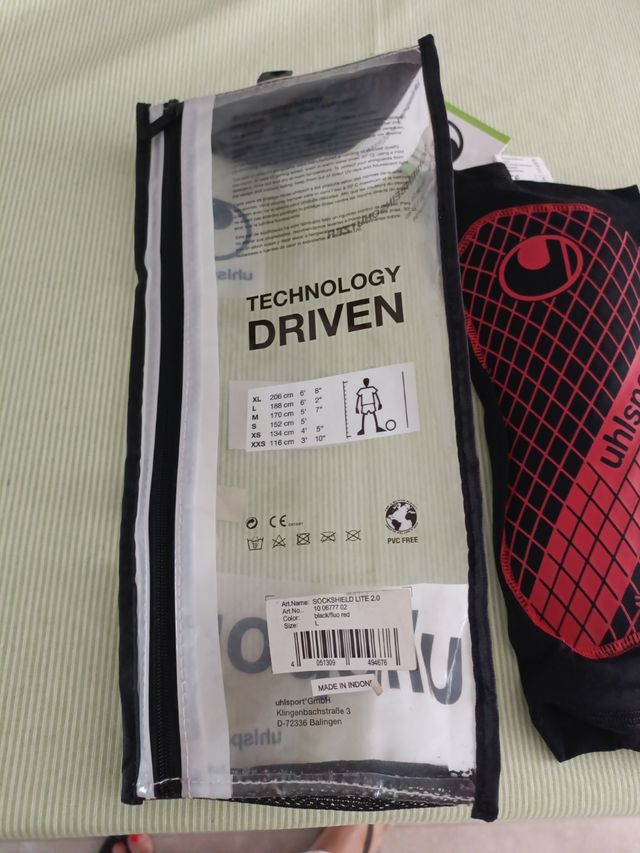 Espinilleras Uhlsport L - Nuevas